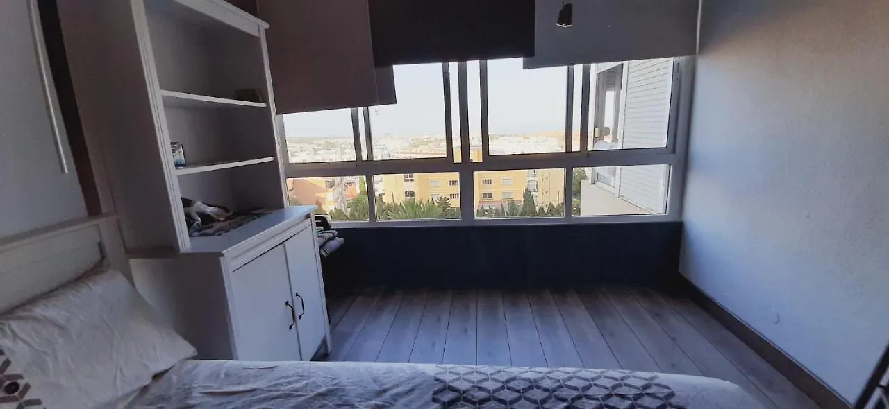 דירות טורמולינוס Apartamento With Sea Views